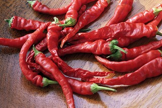 吃人的电话作文400字_吃人的事例