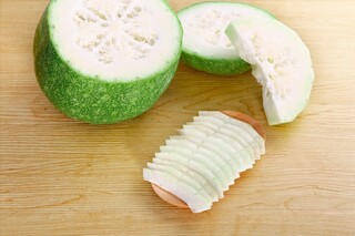 虚伪的反义词（反义词虚伪的反义词）